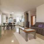 Awesome In Krkovic With Sauna Nyaraló Lađevci