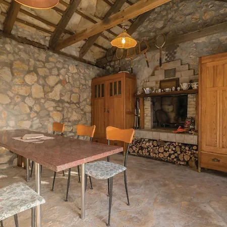 펜션 Cozy In Krkovic With Sauna Ladevci