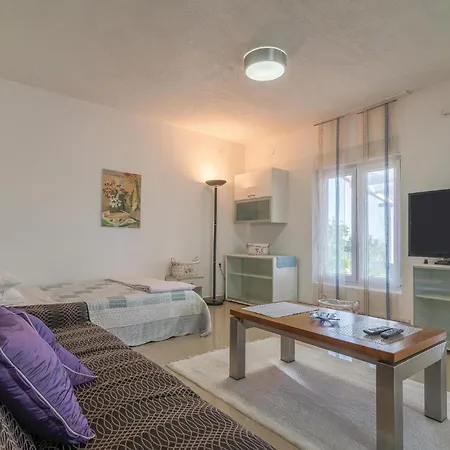 Vikendica Awesome In Krkovic With Sauna *