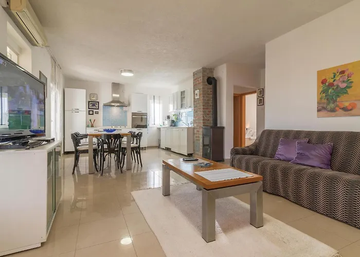 Awesome In Krkovic With Sauna Vakantiehuis Ladevci