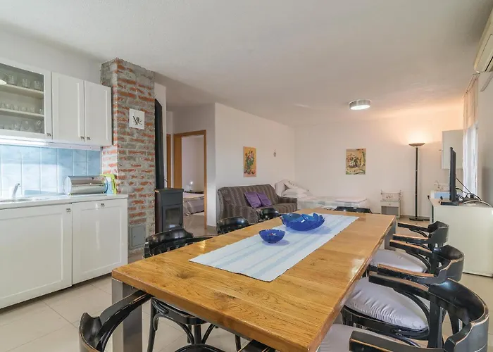 Vikendica Awesome In Krkovic With Sauna *